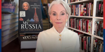 Відома журналістка: як Росія замкнулася в собі – Independence Avenue Media