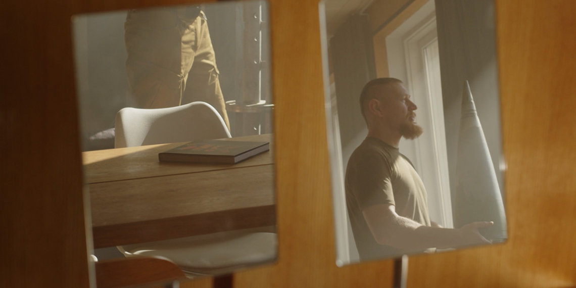 In Ukraine, Veterans Are Reading Each Other's War Stories Aloud 1 Голоси війни